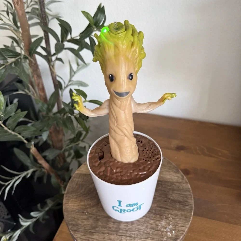 Disney I Am Groot Marvel Light Up Dancing Bubble Blower w Music 11